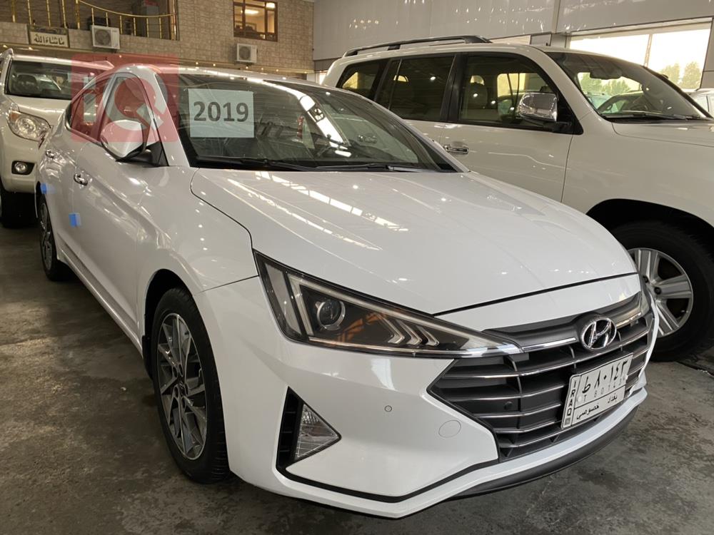 هیوندای ئەلەنترا